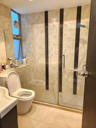 Eastwood Centre (D16), Apartment #568894871